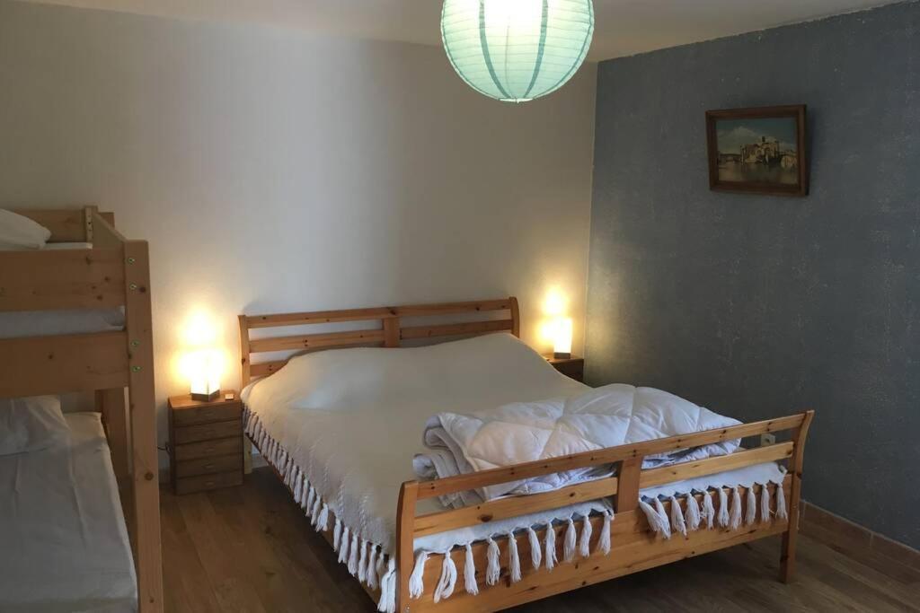 Logement Independant Le Poulailler Proche Guedelon 特雷尼 外观 照片